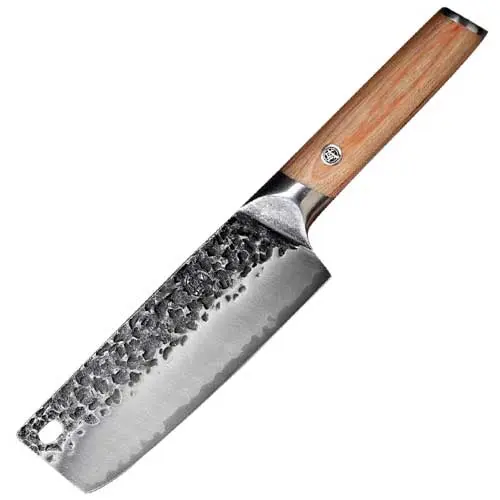 MITSUMOTO Hand Forged 18 cm, acero de alto carbono, unos 26 €.